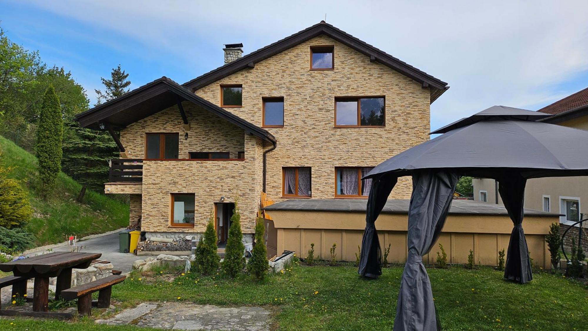Penzion Toliar Hotell Stará Lesná Eksteriør bilde