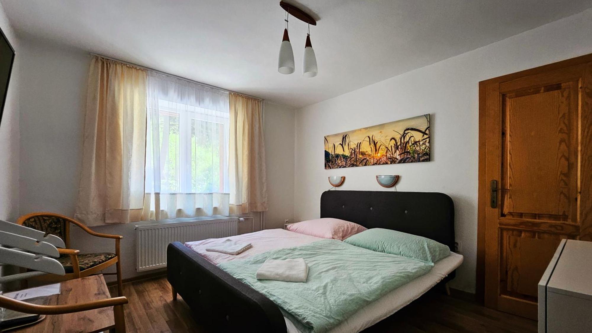 Penzion Toliar Hotell Stará Lesná Eksteriør bilde